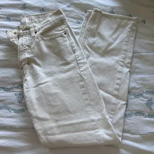 BDG White Jeans thumbnail 1