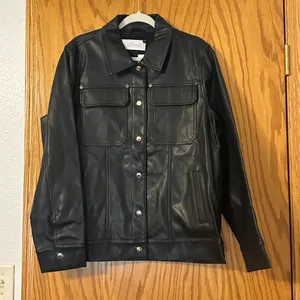Jules Kae Audriana Faux Leather Trucker Jacket - NWT - Size L thumbnail 3