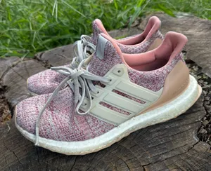 Adidas Ultraboost Women’s Running Shoes size 7 thumbnail 1