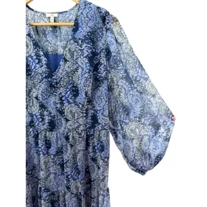 Joie Parisian Paisley Blue Tiered Midi‎ Dress V-Neck Long Sleeve Womens L Flowy thumbnail 4