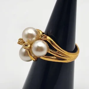 Vintage 14K Gold Electroplated Faux Pearl & Rhinestone Ring (6.25) thumbnail 2