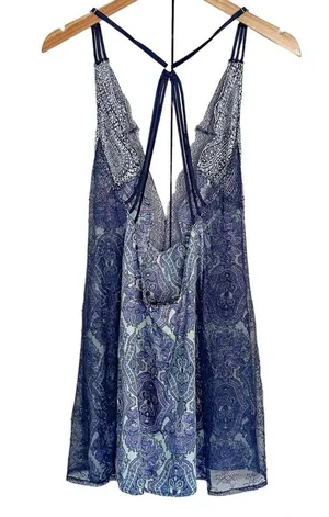 Victoria’s Secret Deep V Satin Lace Paisley Print Slip Dress Intimates Sz Medium thumbnail 2