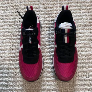 Rossignol Womens Heritage 311 Cherry Sneaker Sz UK 6.5/US 8.5 thumbnail 3