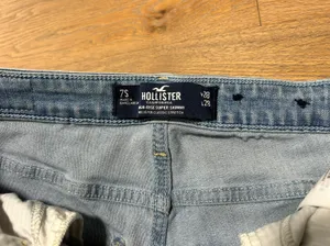 Hollister Size 28 ripped skinny jeans thumbnail 8