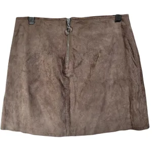 BLANKNYC Women's Brown Faux Suede Mini‎ Skirt Size 26 Zipper Front Pockets thumbnail 2