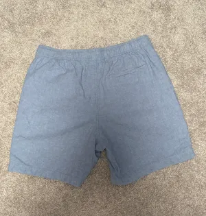 Old Navy Linen Shorts thumbnail 2