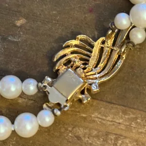 Vintage doubled layered strand white pearl necklace thumbnail 4