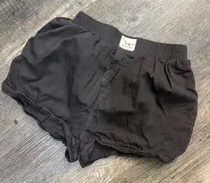 we‎ the free shorts thumbnail 1