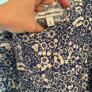 Abercrombie Summer Dress thumbnail 2