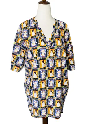 VINTAGE VETERINARY APPAREL COMPANY Cats & Dogs Scrub Top thumbnail 3