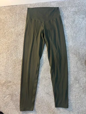Aerie Offline Real Me 7/8 Legging Hi Rise Stretchy Soft Comfy Size Medium Olive thumbnail 7