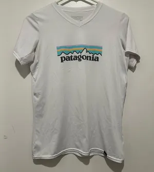 ☀️🏖️Patagonia T‎ Shirt thumbnail 1