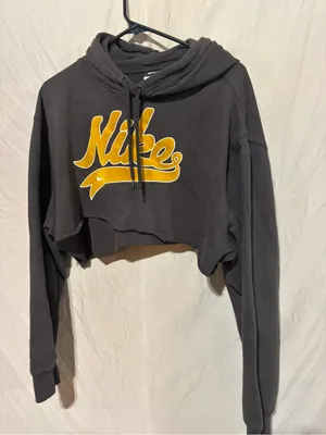 Nike vintage sweatshirt thumbnail 1