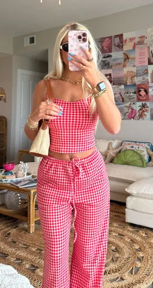 Red gingham set thumbnail 1