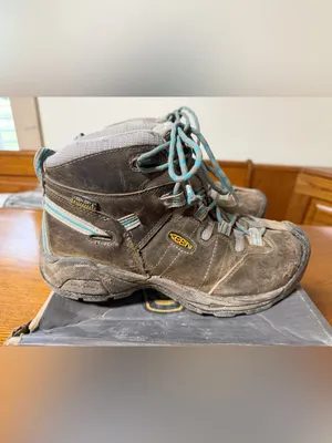 KEEN DETROIT XT MID ST Women’s 9 Wide thumbnail 9