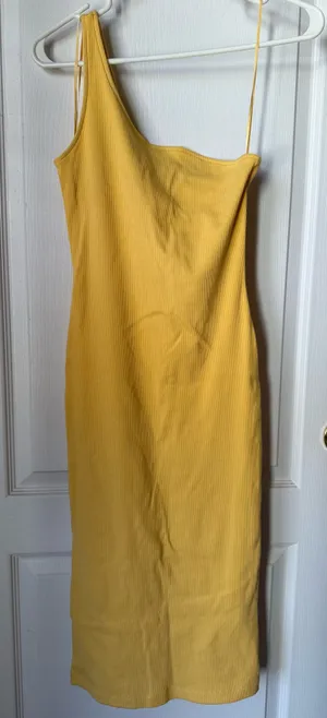 Yellow Nine West Midi One-Shoulder Dress thumbnail 1