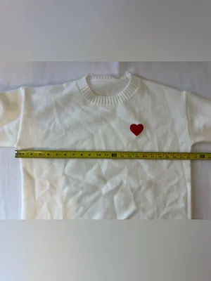 Womens White Sweater Heart Design Crewneck Size L Cute Minimalist Valentine thumbnail 3