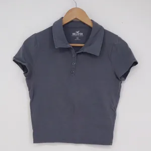 Hollister Must-Have Collection Womens Medium Short Sleeve Polo Shirt Cropped thumbnail 1