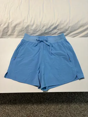 Curated Gilly Hicks/Lululemon Athletic Set for Summer thumbnail 4