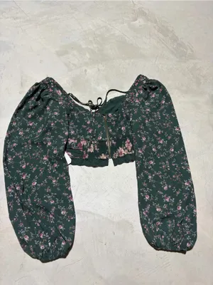 Altar’d state NWT Green Hunter Floral Smocked Top Puff Sleeves medium MSRP$68 thumbnail 11
