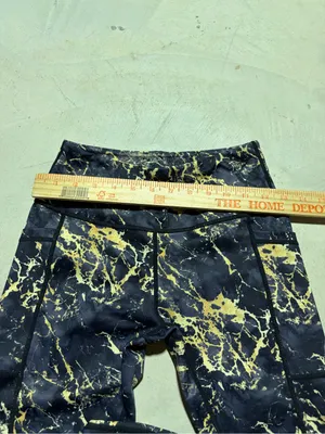 Constantly varied gear Black and Gold Marble Active Leggings capris xsmall thumbnail 5