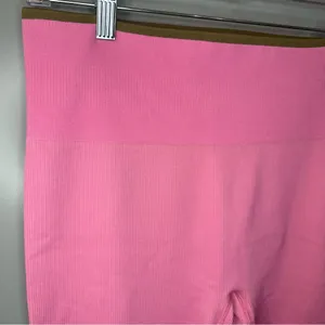 NWT Outdoor Voices Seamless Ribbed 7/8 Leggings Bubblegum Pink Size Large thumbnail 4