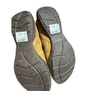 Brand New Clarks Women's Size 7.5 Dark Tan Brown Clogs Booties Boots thumbnail 4