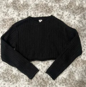 Black Knit Sweater Garage thumbnail 1