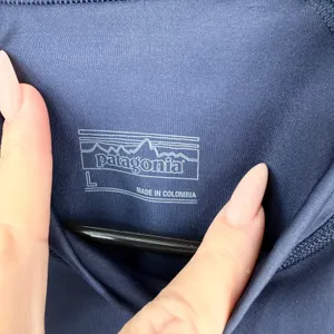 Patagonia‎ Micro Swell Rashguard Short Sleeve Navy Lilac UPF Sun Protection Lg thumbnail 3