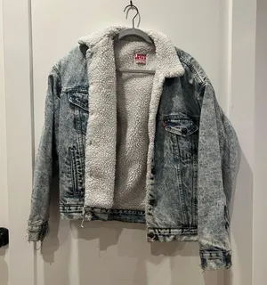 Levi's Jean Jacket thumbnail 1