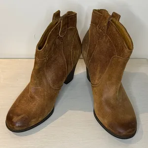 Clarks Indigo Brown Leather Ankle Boots thumbnail 5