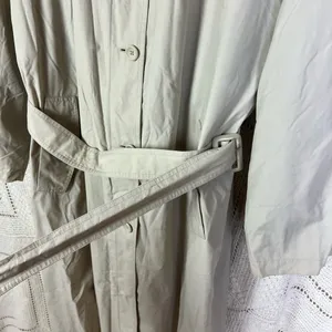 LONDON FOG Women’s Trench Coat Size‎ 14 Vintage Tan Cream Lined Belted Long thumbnail 7