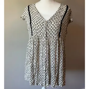 Vanessa Virginia by Anthropologie Spotted Black and White Blouse M thumbnail 3