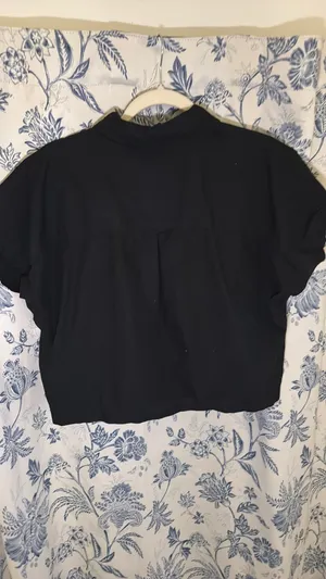 Future collective black crop top thumbnail 2