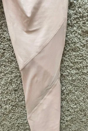 Athleta Eclipse 7/8 Tight High Rise Mesh Leggings thumbnail 7