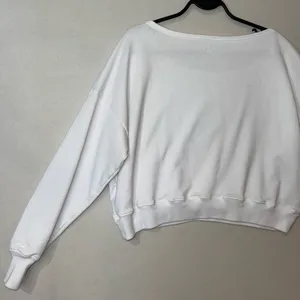 Hollister White Pullover Sweatshirt Women's Size S Logo Long Sleeve Casual thumbnail 11
