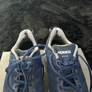 HOKA one one akasa blue lace up shoes sneakers women’s 9.5 thumbnail 8