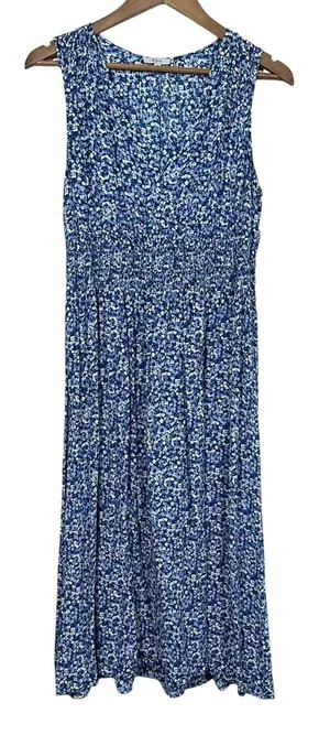 Rails V Neck Blue Ditsy Floral Smocked Midi Dress Delicate Feminine Lightweight thumbnail 1
