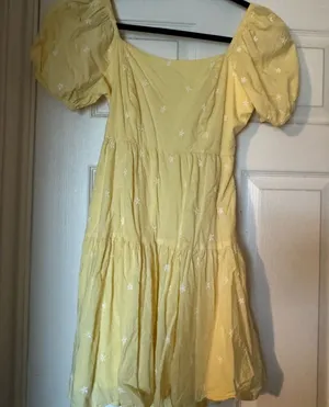 Women’s Yellow Puff-Sleeve Tiered Dress thumbnail 1
