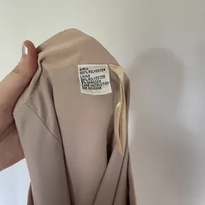Ciera‎ beige size 27 pants flowy wide leg style high waisted classic lightweight thumbnail 8