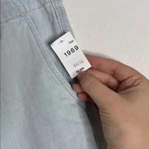 GAP 1969 Boyfriend Flare Low Rise Light Blue Denim Japanese Jeans sz Junior 1 thumbnail 14