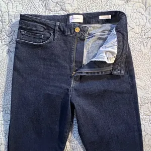 💥FRAME Le One Flare Jeans Dark Indigo Adaptive Stretch Sz 2 Fits 29-34 🧡 thumbnail 5