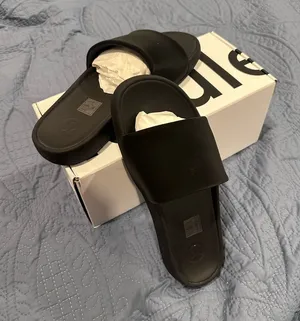 Lululemon Slides Restfeel Black Women’s 9 thumbnail 1