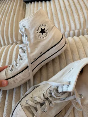 High-Top Converse Sneakers thumbnail 5