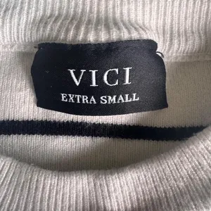 VICI Stripe Knit Sweater Short Cut Waist Length Top thumbnail 5