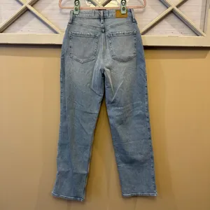 Hollister Ultra High Rise Dad Jean‎ Womens Size 2 Regular in Light Wash NEW thumbnail 4
