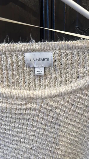 PacSun Sweater LA Hearts Cropped thumbnail 2