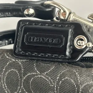 Coach Signature C Black Patent Trim Wristlet‎ Purple Lining Card Slots thumbnail 2