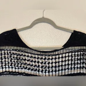 Elegant Women’s Y2K Black Crochet Top Size‎ S/M thumbnail 4