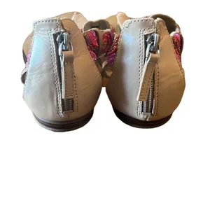 Guess 7 Pink Tan Beaded Embellished T-Strap Flip‎ Flop Sandals Boho Festival thumbnail 4